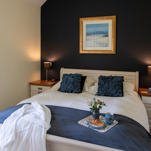MacRuari Bedroom